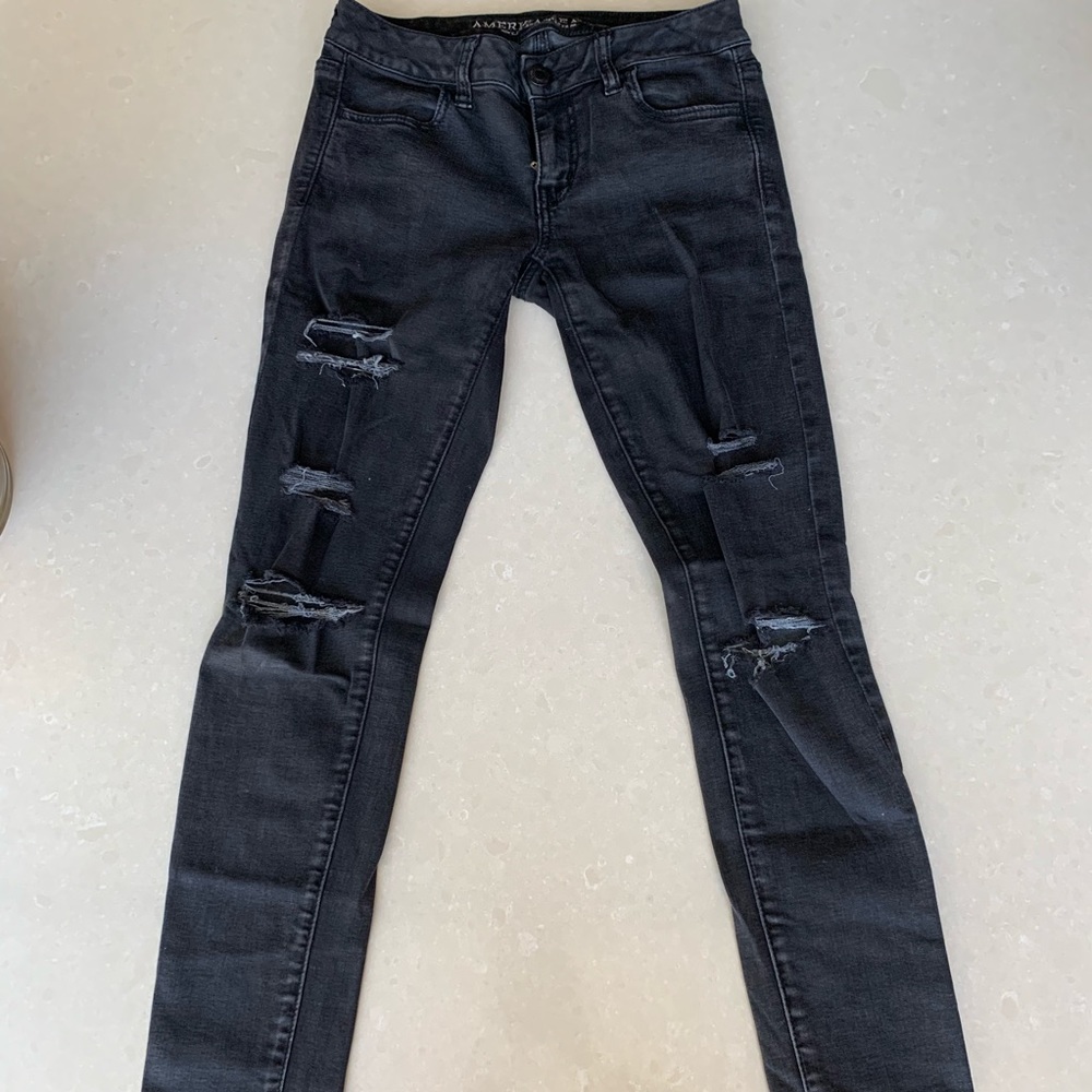 Women’s American Eagle Black Ripped Jeggings